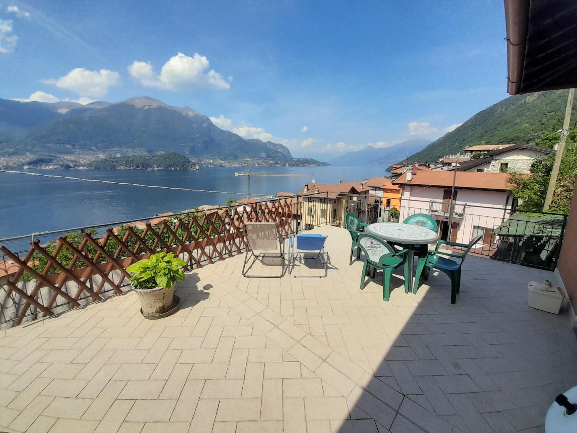 Villa La Sorgente Lezzeno Zimmer foto